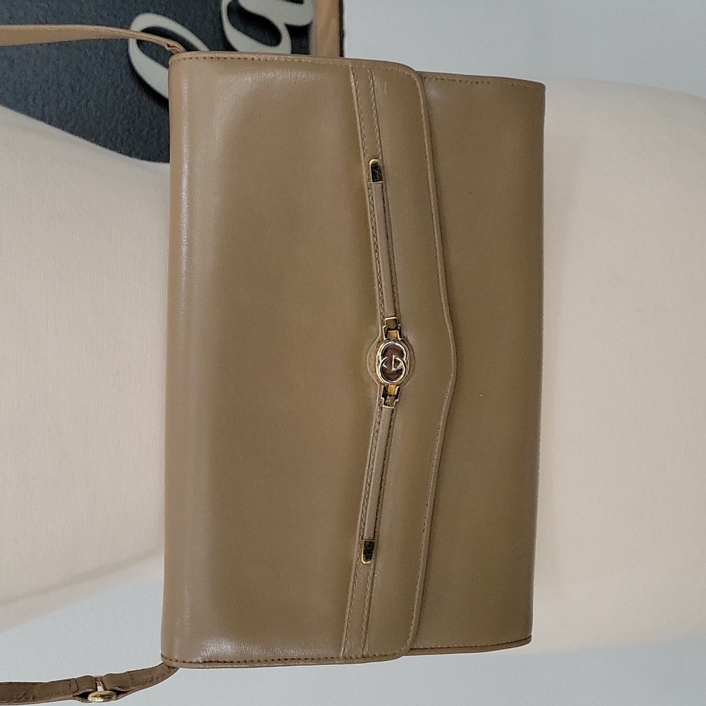 Vintage Gucci Leather Envelope Clutch purse